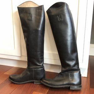 Bond Boot Co, Women Size 7
